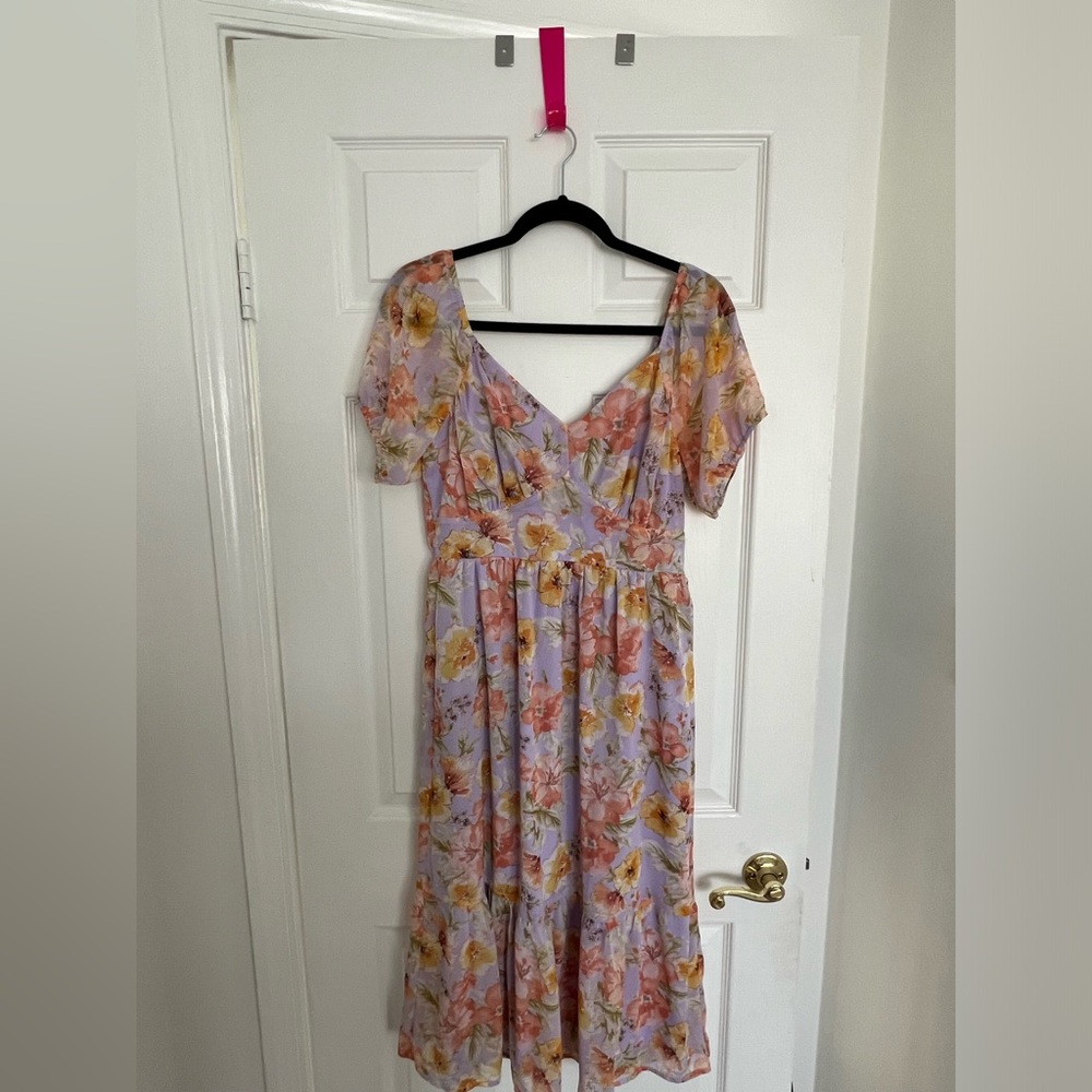 Beautiful Pastel Purple Floral Midi Dress